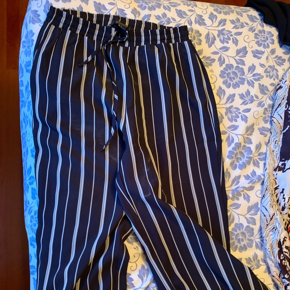 Forever 21 Navy Blue/ White-Striped Flow Pants